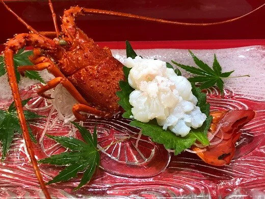 J-42伊勢海老の霜降り姿造り 