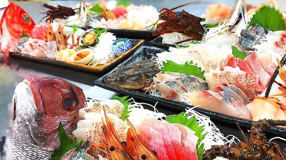 潮の香の湯宿 浜紫の夕食
