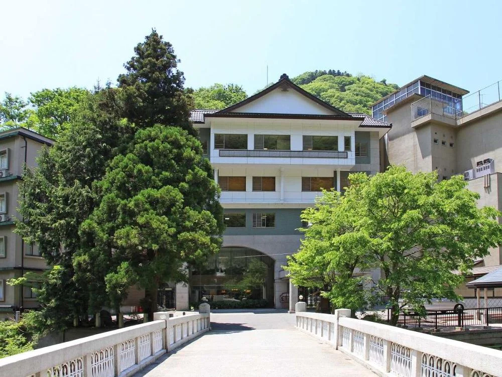 会津東山温泉 くつろぎ宿 新滝 外観