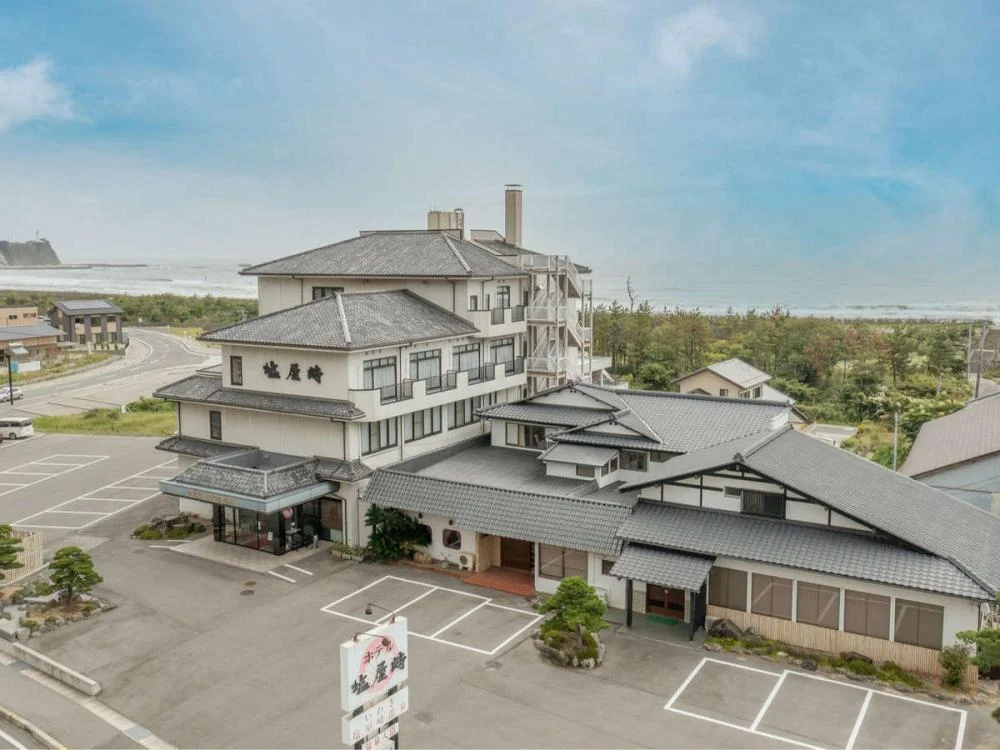 ホテル塩屋崎 外観