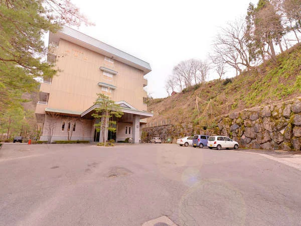 大塩裏磐梯温泉 塩姫の宿 ホテル観山 外観
