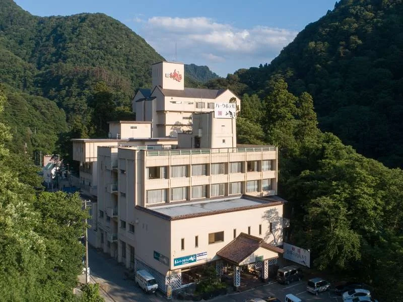 東山温泉　東山パークホテル新風月 外観