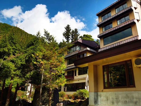 谷川温泉 檜の宿 水上山荘の外観