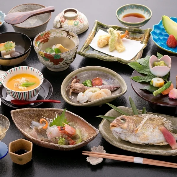西山別館の夕食