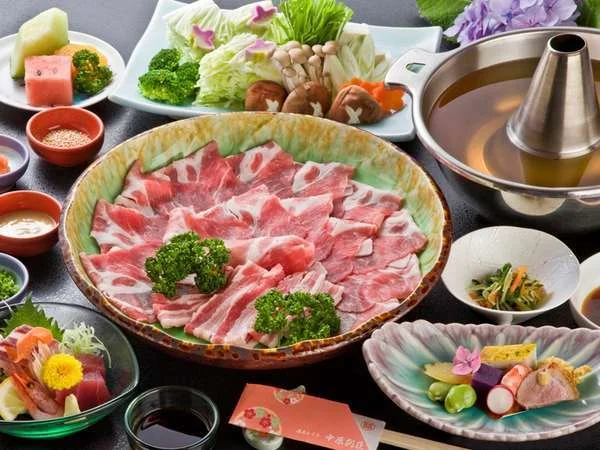 温泉ホテル中原別荘（客室禁煙・耐震改修済）の夕食