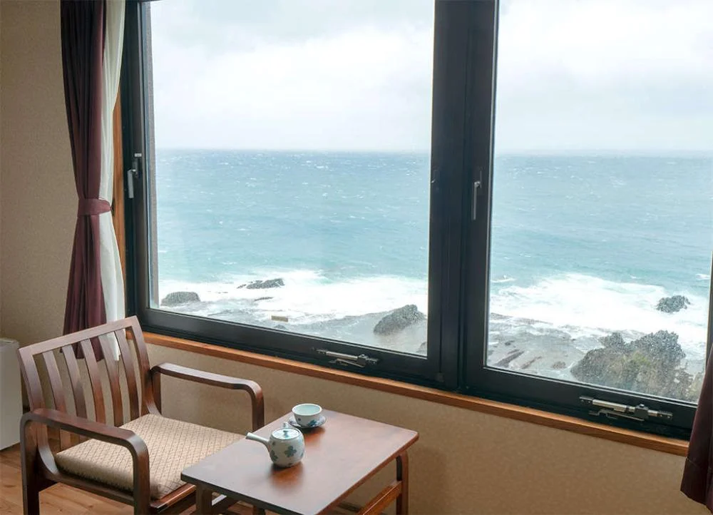 ＴＨＥ　ＨＯＴＥＬ　ＹＡＫＵＳＨＩＭＡ　ＯＣＥＡＮ　＆　ＦＯＲＥＳＴ（旧　シーサイドホテル屋久島）からの絶景・眺望