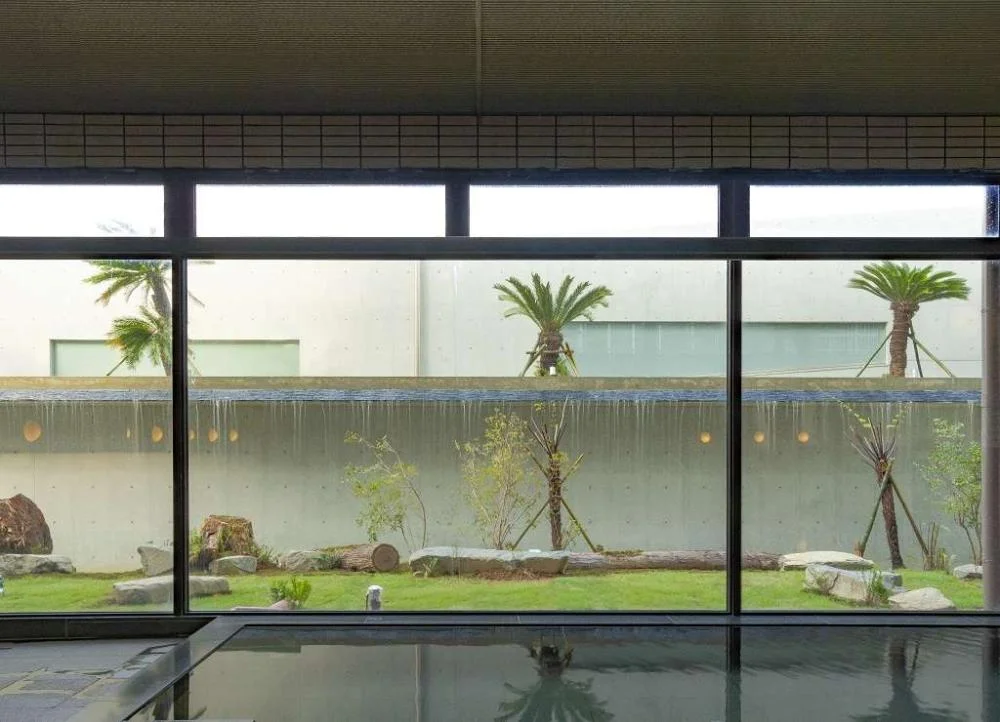 ＴＨＥ　ＨＯＴＥＬ　ＹＡＫＵＳＨＩＭＡ　ＯＣＥＡＮ　＆　ＦＯＲＥＳＴ（旧　シーサイドホテル屋久島）の大浴場