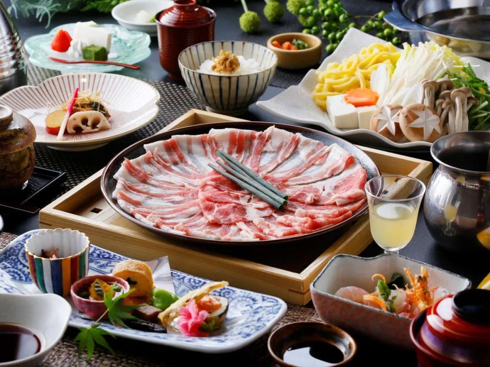 全室露天風呂付 onsen garden 湯本庵 清姫 夕食