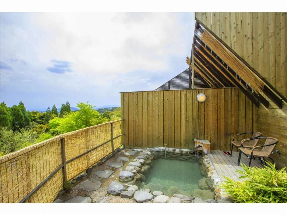 霧島温泉　夫婦露天風呂の宿　天テラス（あまてらす）の大浴場