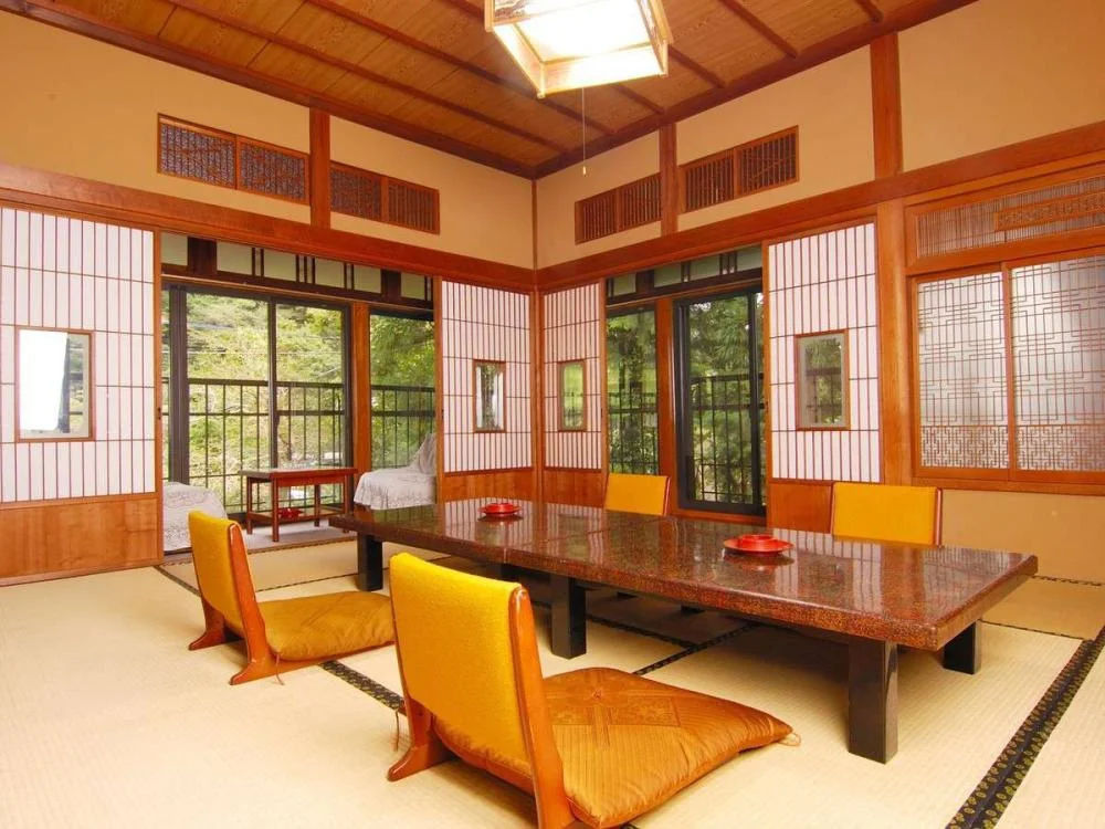 山荘 なぎさの部屋