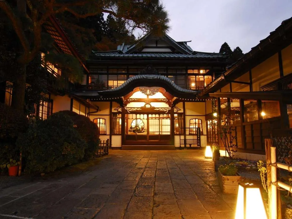 箱根小涌園 三河屋旅館の外観