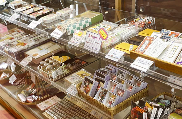 京都嵐山 花のいえのお土産店