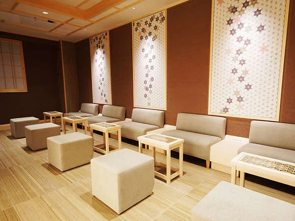 京ごはんと露天風呂の宿 ゆのはな月やのラウンジ