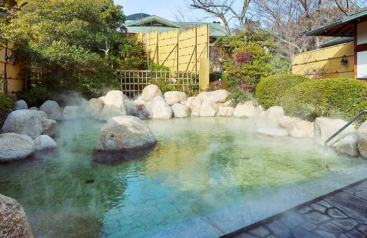湯の山温泉 湯元 グリーンホテルの大浴場