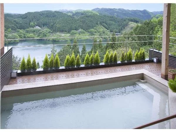 香落渓温泉 名香の湯 展望露天風呂 青蓮寺レークホテルからの絶景・眺望