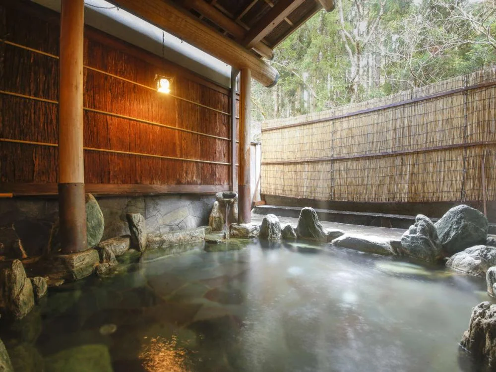 赤目温泉 山の湯 湯元赤目 山水園の大浴場