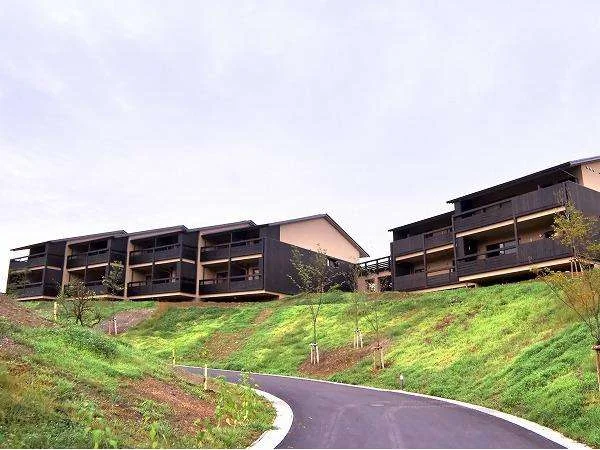 里創人 熊野倶楽部の外観