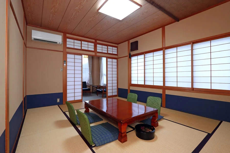 茶臼山温泉 森の宿 遊星館の部屋