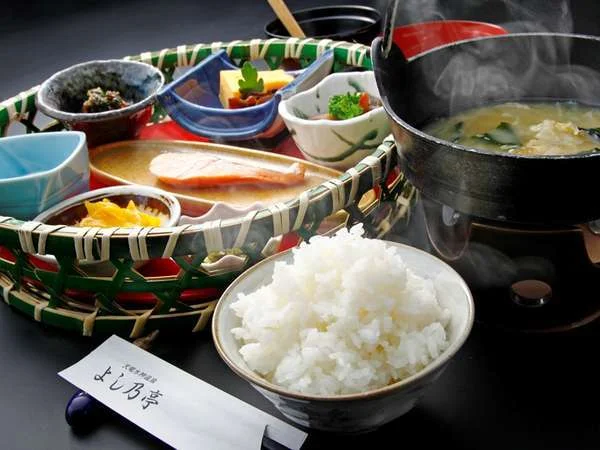 天竜水神温泉 花薫る宿 よし乃亭の朝食