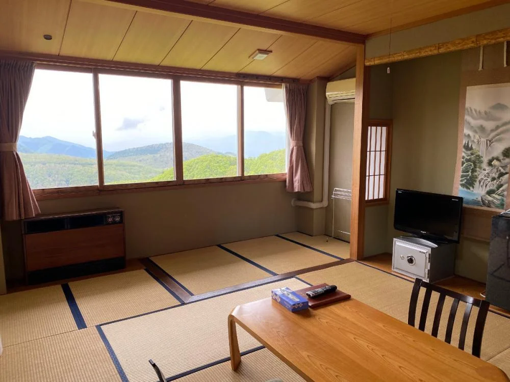 西発哺温泉ホテルの部屋