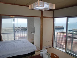 小浜温泉　小浜ビジネスホテル 部屋