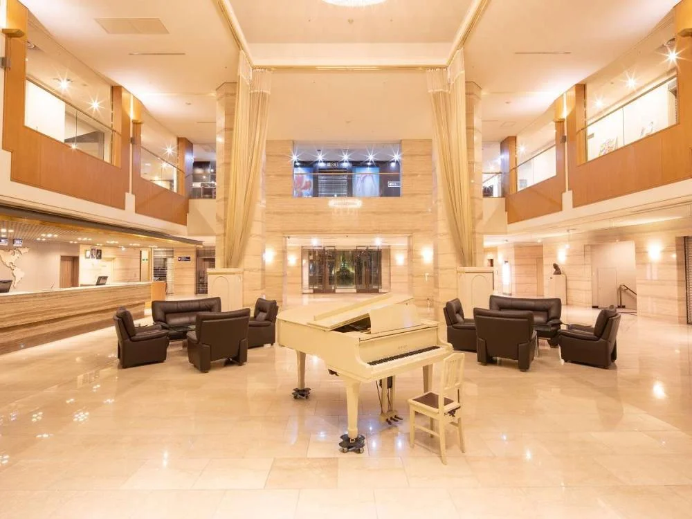 ホテルニュー長崎（ＨＯＴＥＬ　ＮＥＷ　ＮＡＧＡＳＡＫＩ）のロビー
