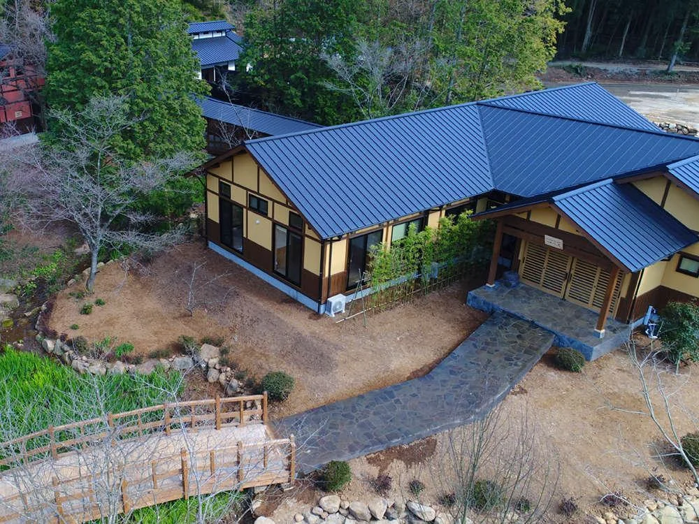そのぎ茶温泉里山の湯宿　つわぶきの花 外観