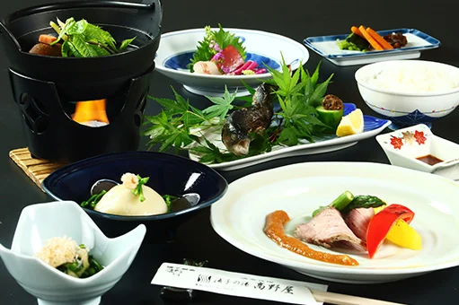 越後湯沢温泉 温泉民宿 浦子の湯 高野屋 夕食