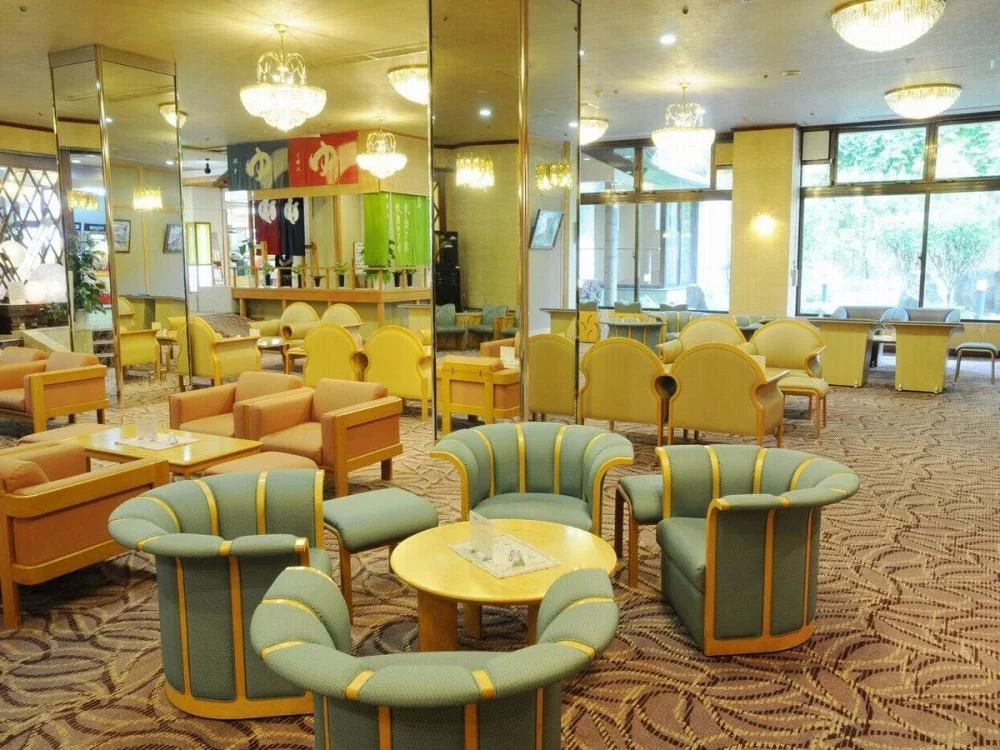 越後湯沢温泉　湯沢グランドホテル＜新潟県＞ ラウンジ