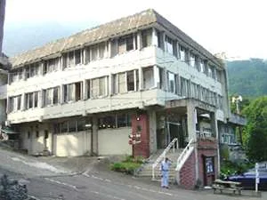燕温泉 ホテル花文(旧中村屋旅館) 外観
