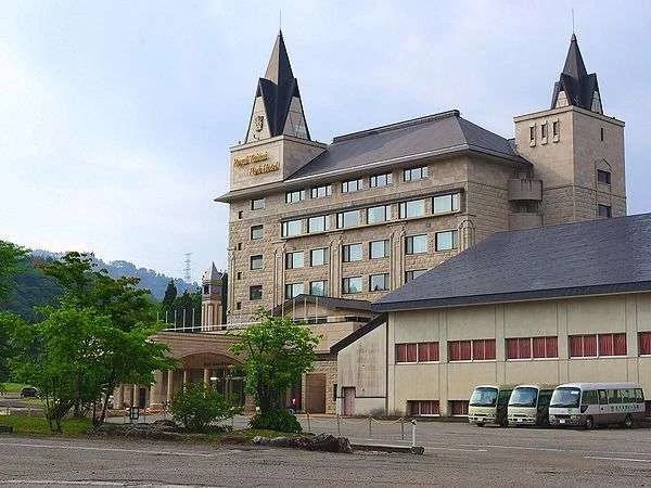 新胎内温泉　ロイヤル胎内パークホテル 外観
