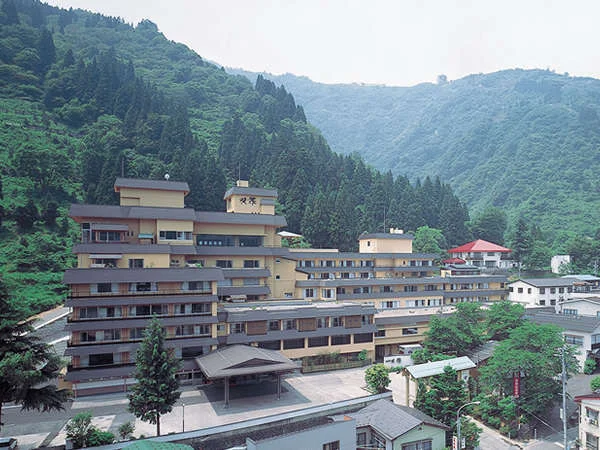 越後湯沢温泉　水が織りなす越後の宿　双葉 外観