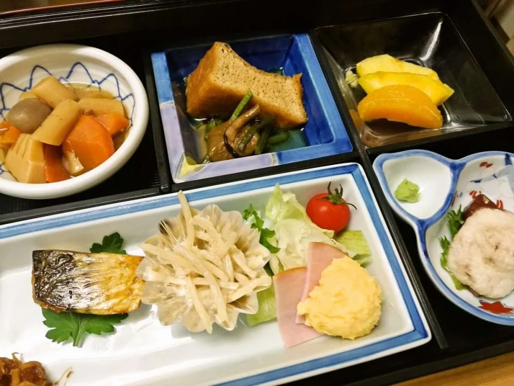 越後湯沢湯元　卵の湯　雪國の宿　高半 朝食