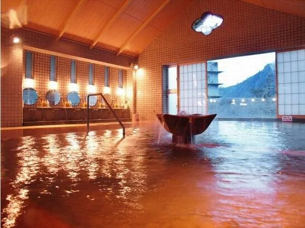 姫川温泉　ホテル国富翠泉閣の大浴場