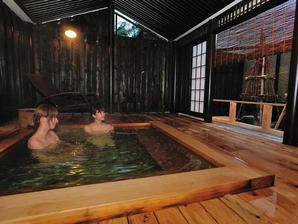 丸山温泉　古城館の大浴場