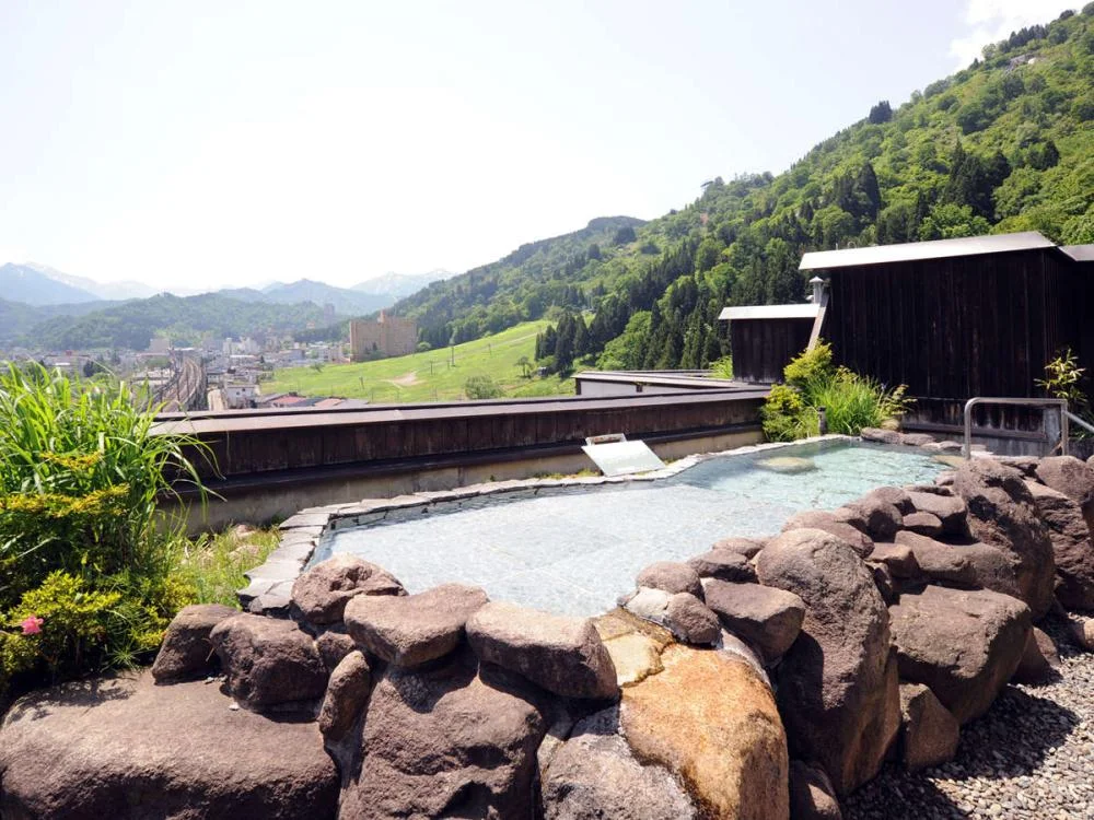 越後湯沢温泉　一望千里　御湯宿　中屋 絶景