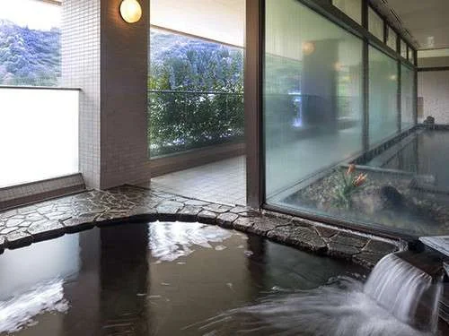 越後湯沢温泉　ＮＡＳＰＡニューオータニ 大浴場