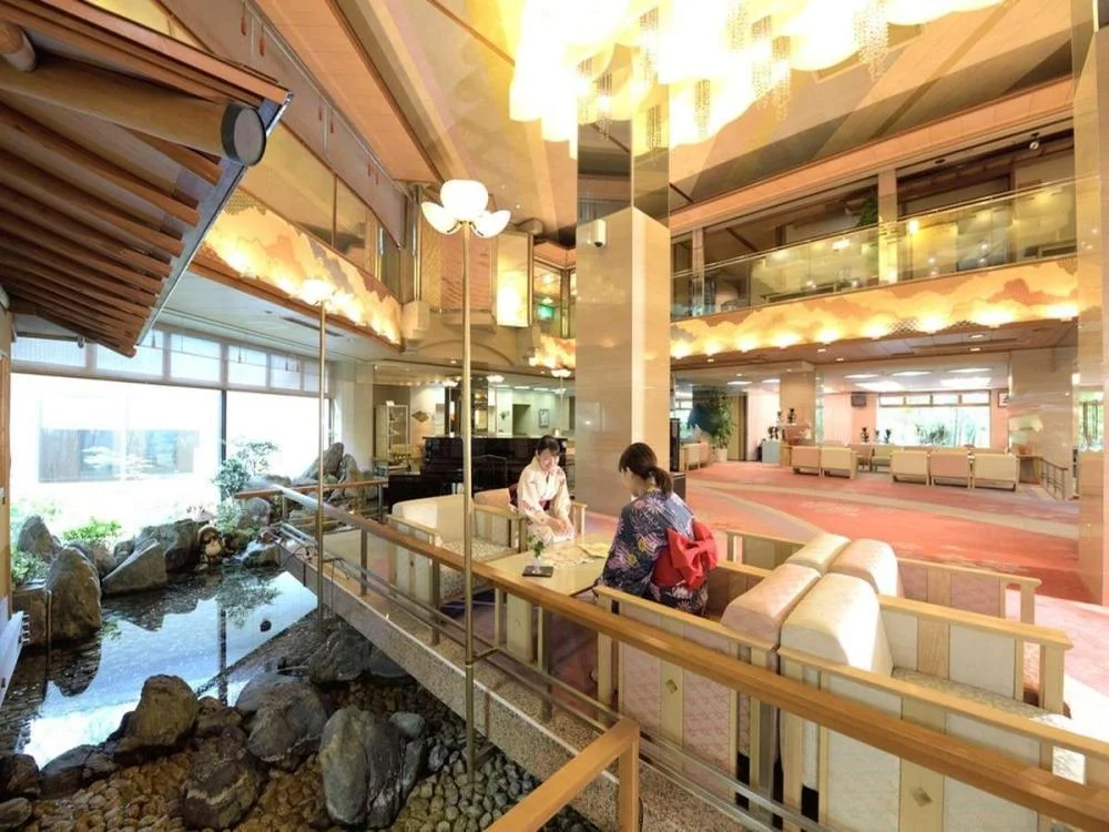 月岡温泉　ホテル清風苑のロビー
