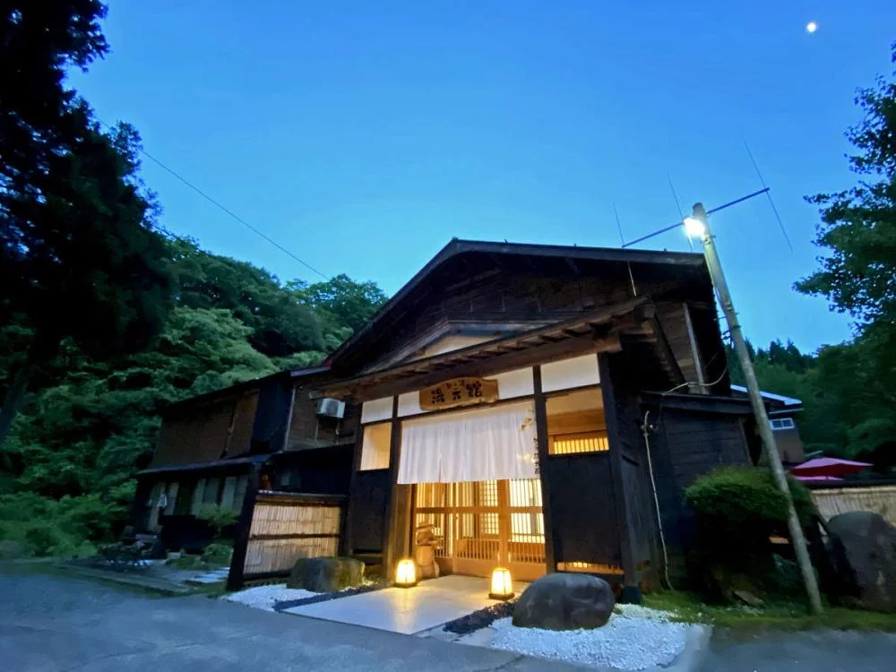 広田温泉 奥の湯 湯元館 外観