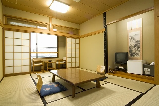 料亭やまさ旅館の部屋