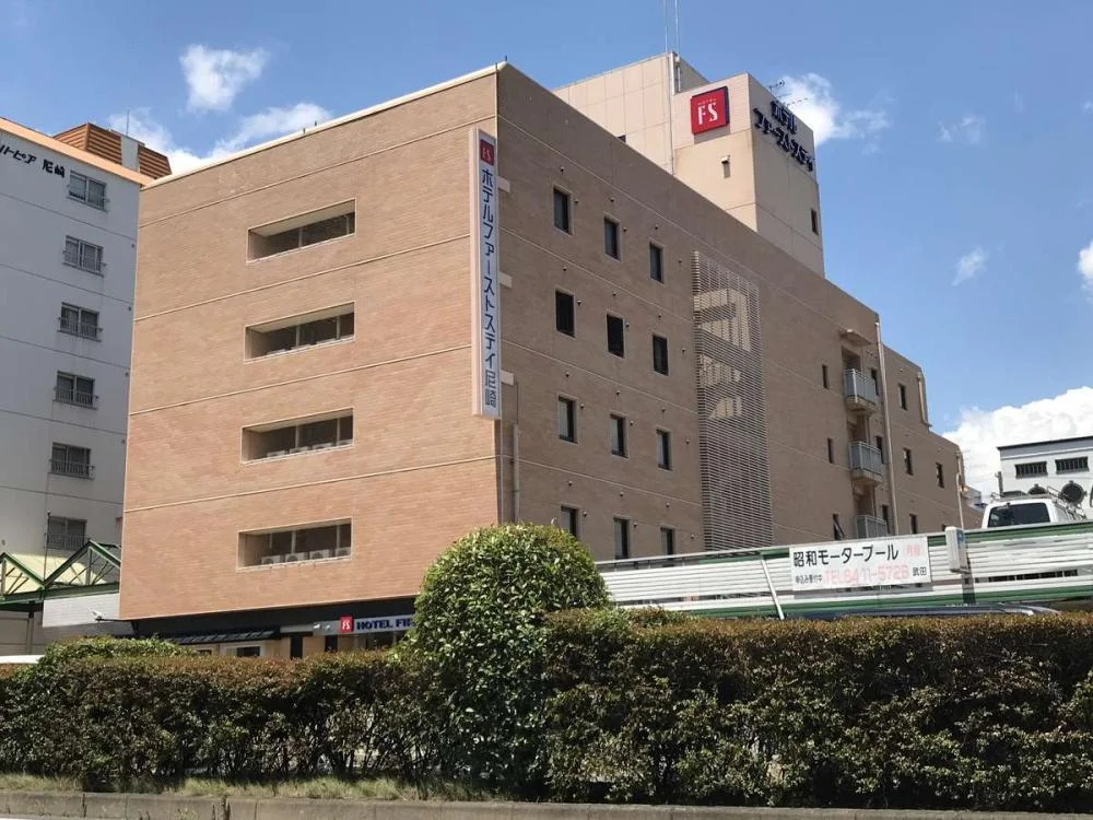 ホテルファーストステイ尼崎の外観