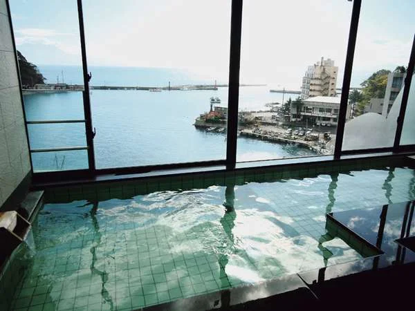 美保関温泉　旅館　美保館　国文化財の宿の大浴場