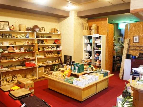 美保関温泉　旅館　美保館　国文化財の宿のお土産店
