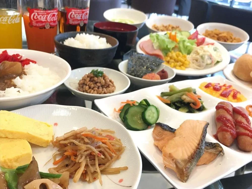 グリーンリッチホテル浜田駅前　人工温泉・二股湯の華の朝食