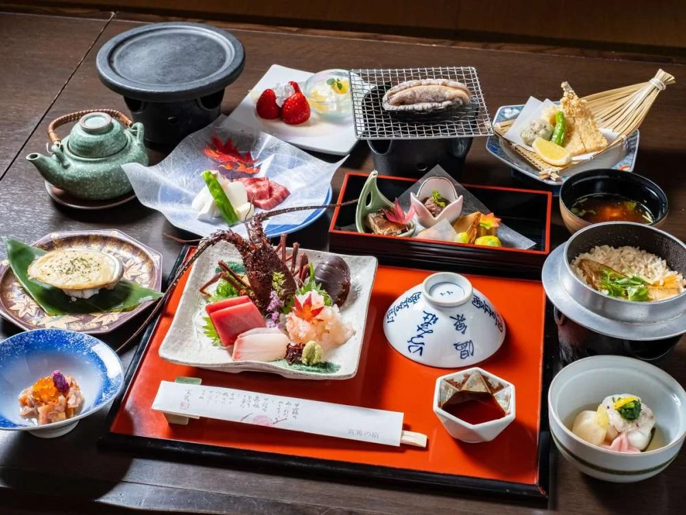 伊豆長岡温泉 実篤の宿 いづみ荘の夕食
