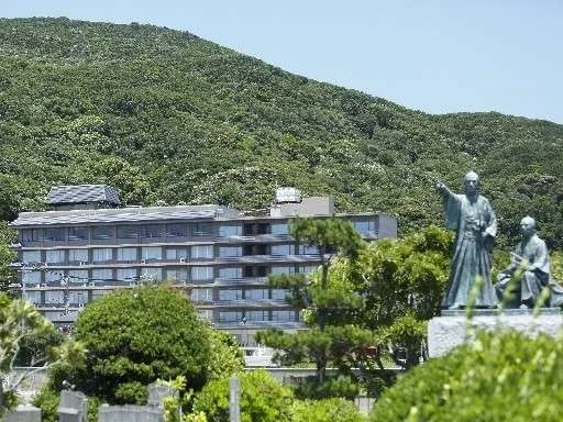 下田聚楽ホテルの外観