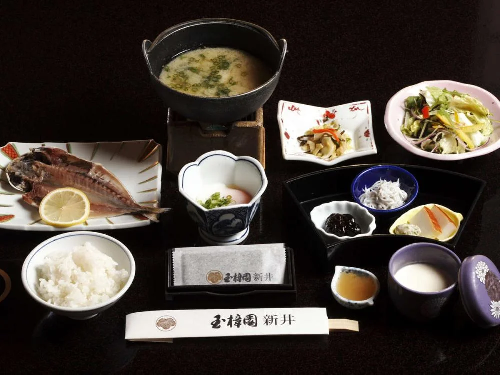 坂聖・玉樟園の朝食