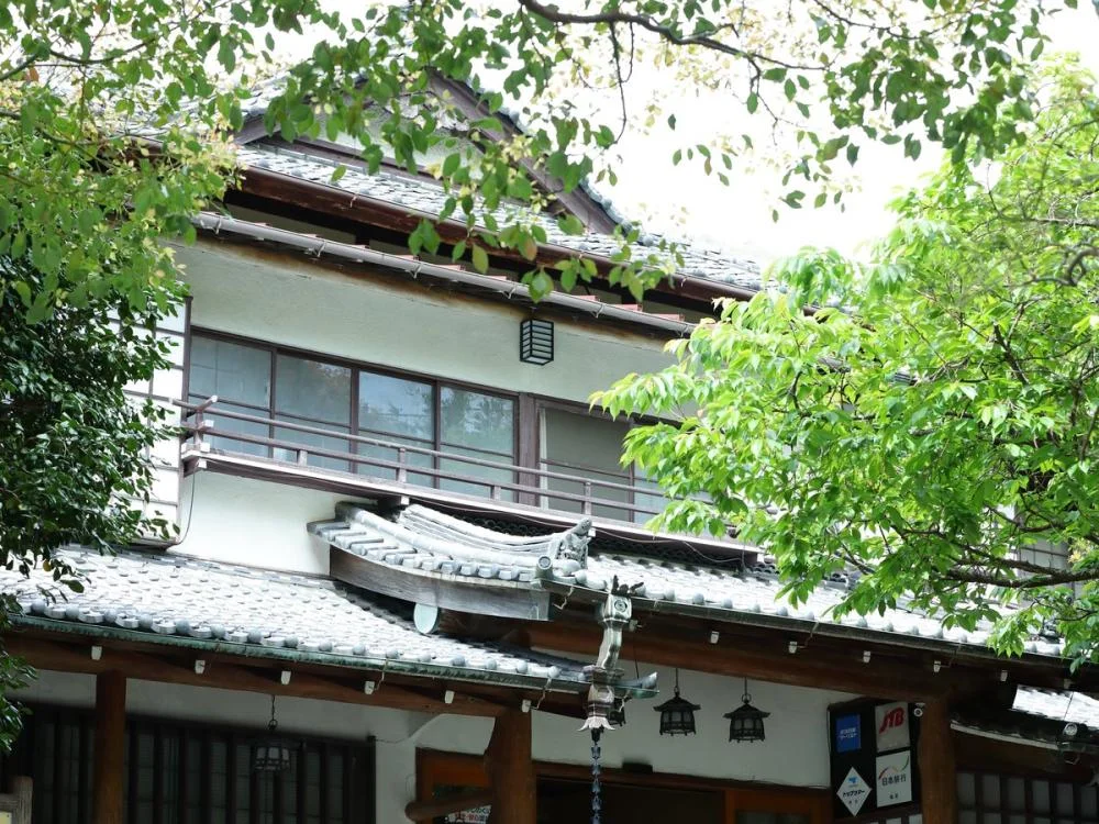 坂聖・玉樟園の外観