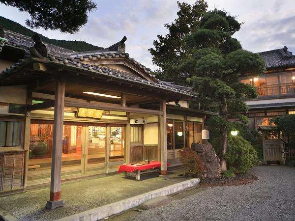 西伊豆三津浜・湯の花温泉 安田屋旅館の外観