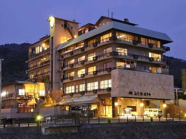 土肥温泉 土肥ふじやホテルの外観